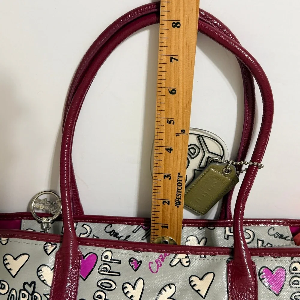 Coach Poppy Hearts Graffiti Tote With Bag Charms Coated Canvas Gray‎ Pink Y2K - Picture 16 of 16